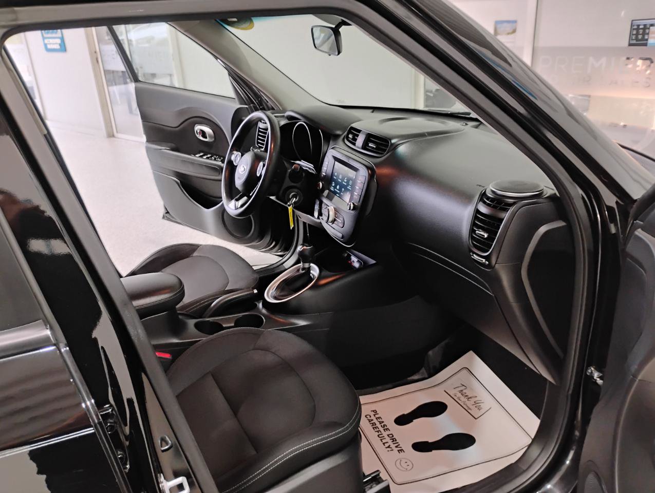 Used 2019 Kia Soul + FWD image 43