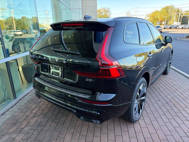 New 2027 Volvo XC60 B5 Plus AWD/4WD image 4