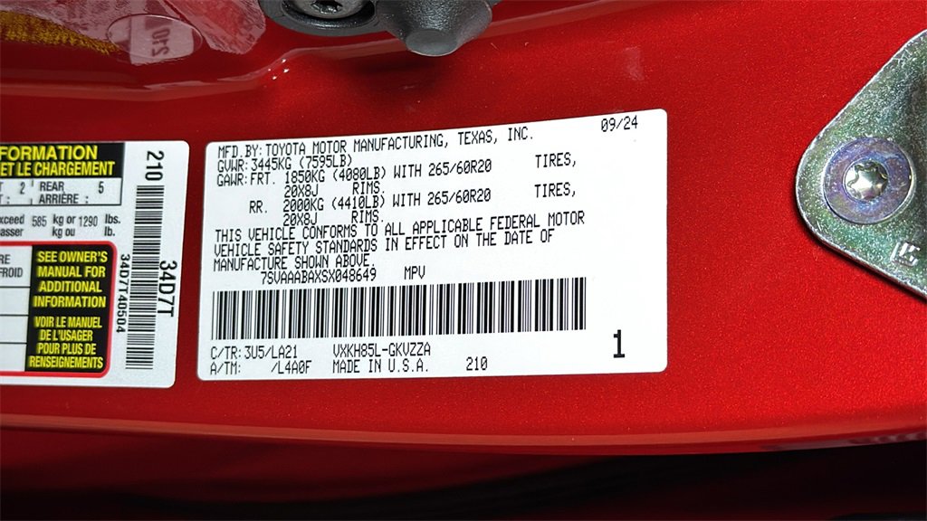 Used 2025 Toyota Sequoia Platinum image 37