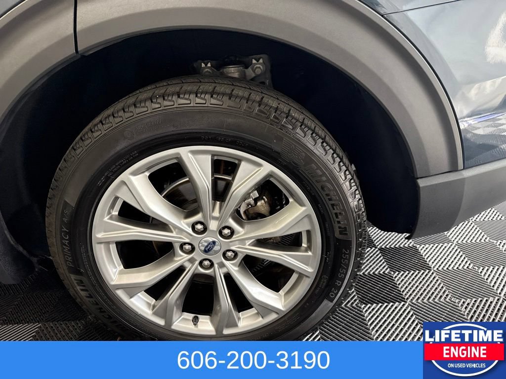 Used 2023 Ford Explorer Limited w/ Limited Technology Package AWD/4WD image 17