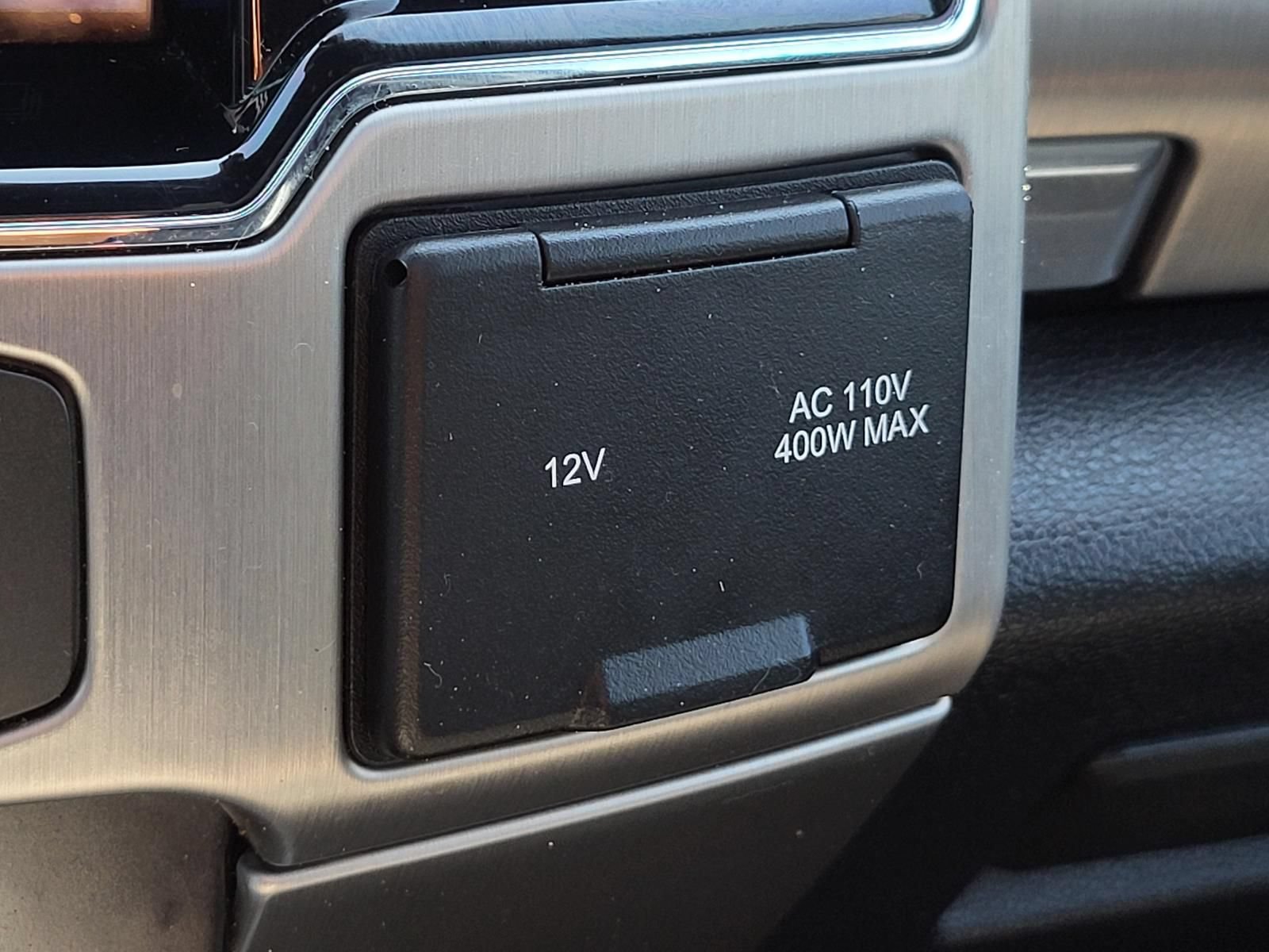 Used 2022 Ford F250 Platinum w/ FX4 Off-Road Package AWD/4WD image 27