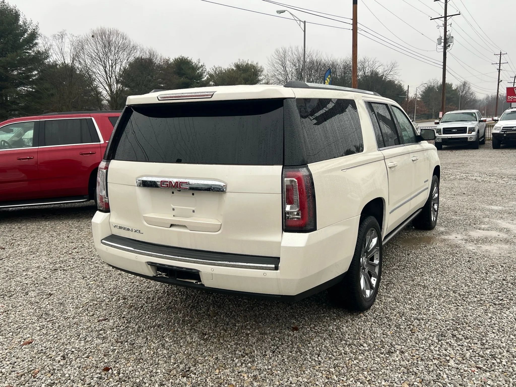 Used 2015 GMC Yukon XL Denali w/ Touring Package image 8