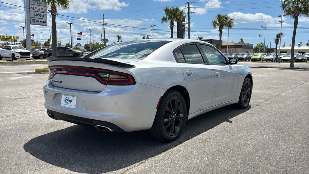 Used 2022 Dodge Charger SXT w/ Blacktop Package image 6