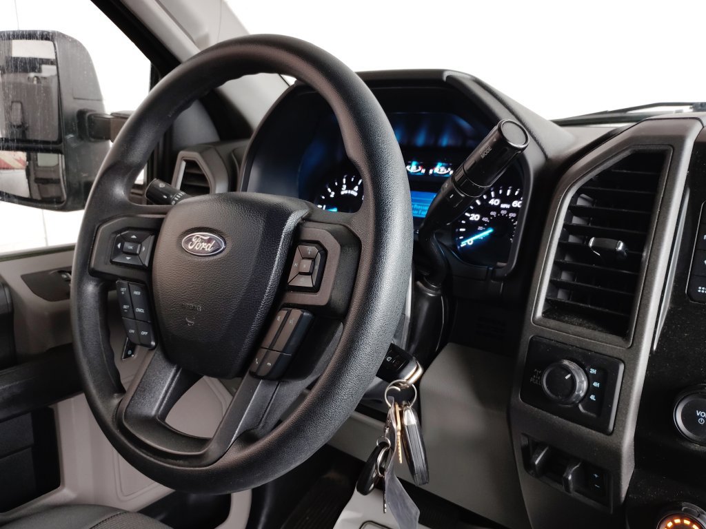 Used 2020 Ford F350 XL w/ Power Equipment Group AWD/4WD image 33