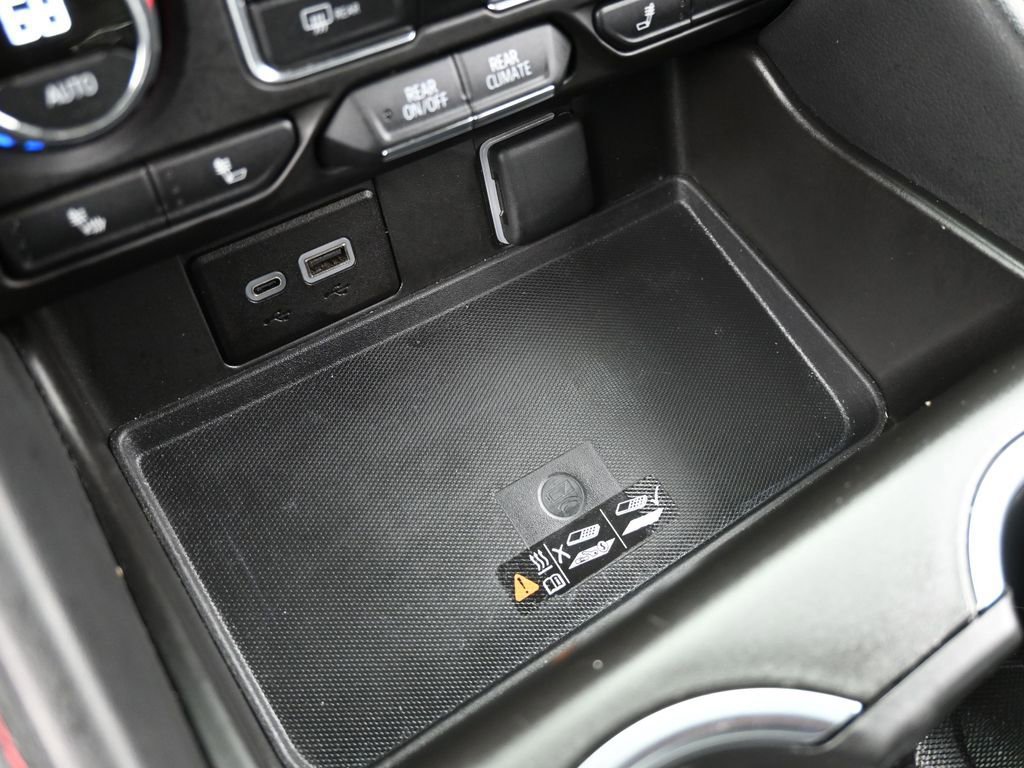 Used 2024 Chevrolet Tahoe RST w/ Luxury Package image 35