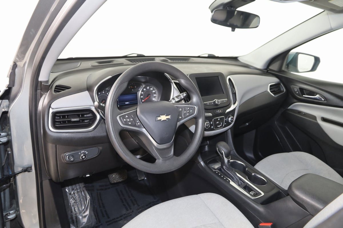 Used 2023 Chevrolet Equinox LT image 22
