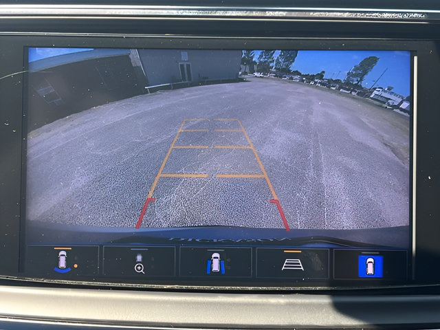 Used 2022 Buick Enclave Premium FWD image 28