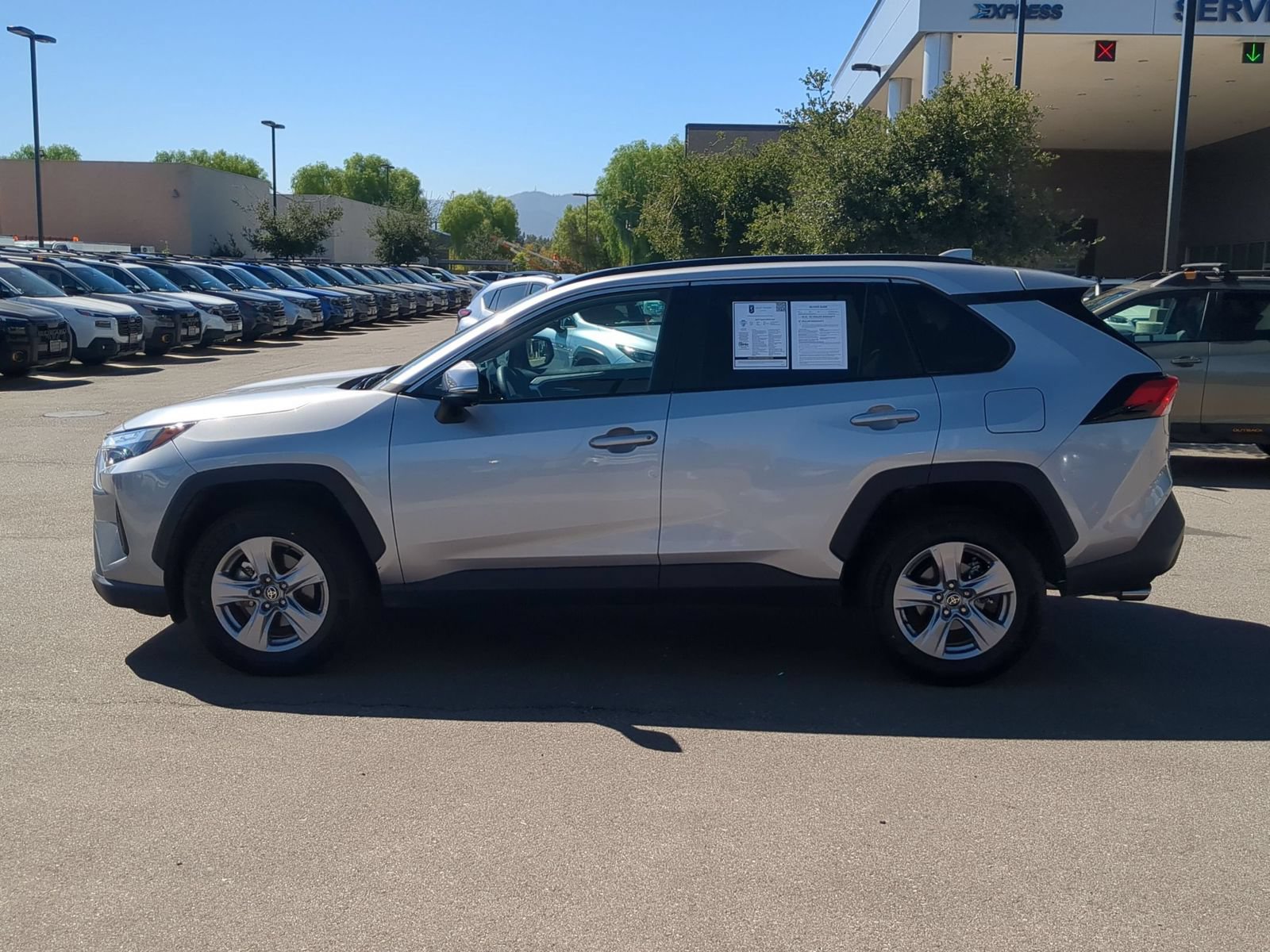 Used 2025 Toyota RAV4 XLE FWD image 2