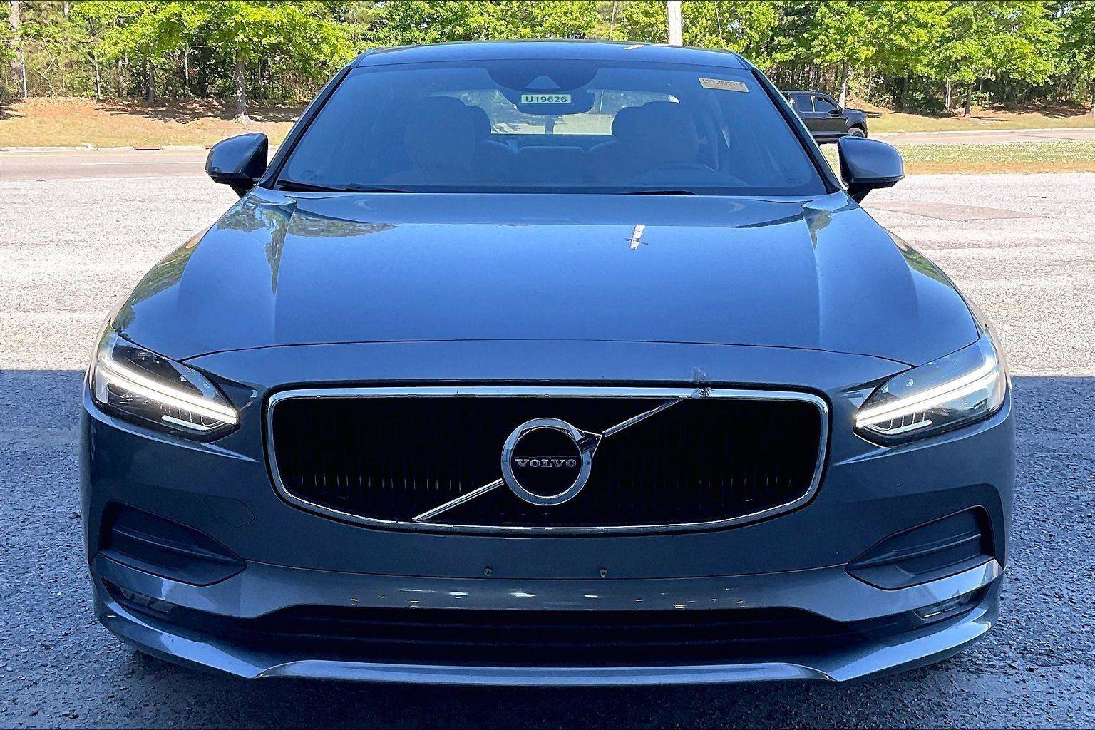 Used 2019 Volvo S90 T5 Momentum image 7