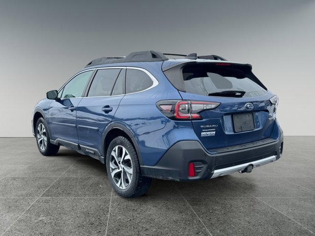 Used 2020 Subaru Outback Limited image 3