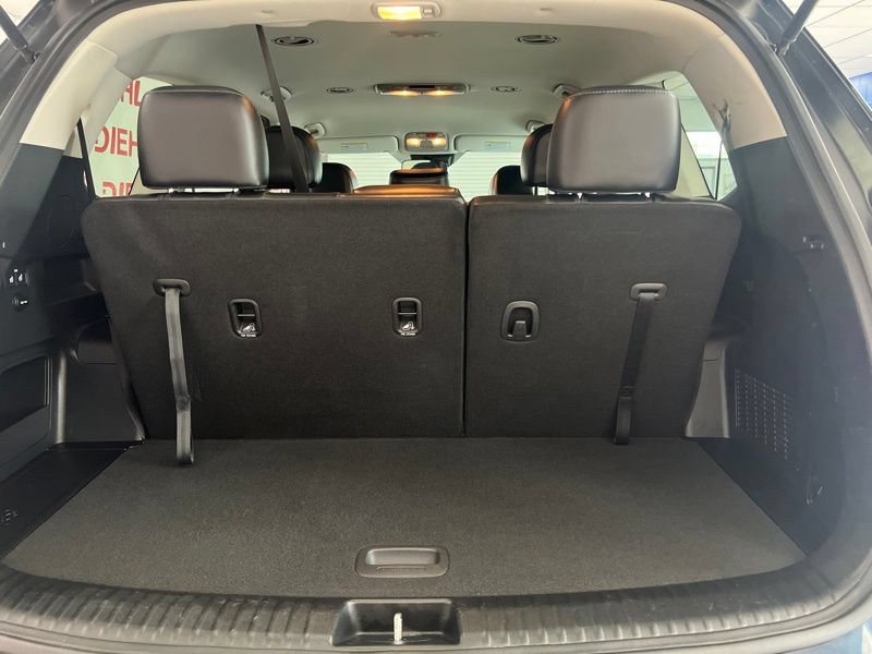 Certified 2024 Kia Telluride LX FWD image 8
