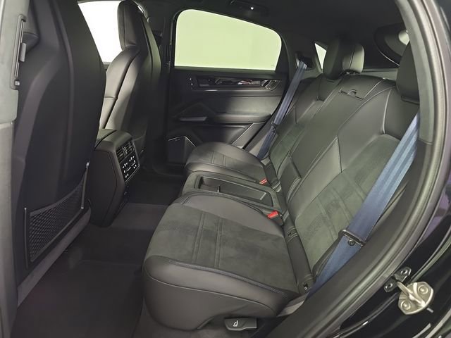 New 2026 Porsche Cayenne Turbo GT image 14