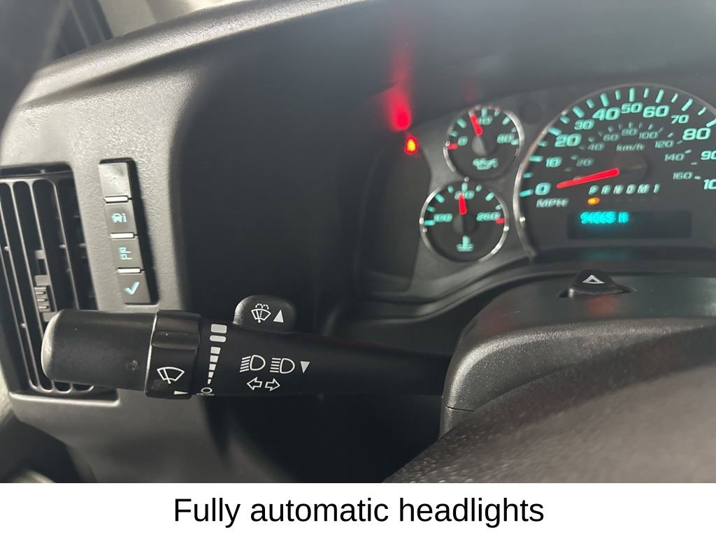 Used 2017 Chevrolet Express 2500 image 33