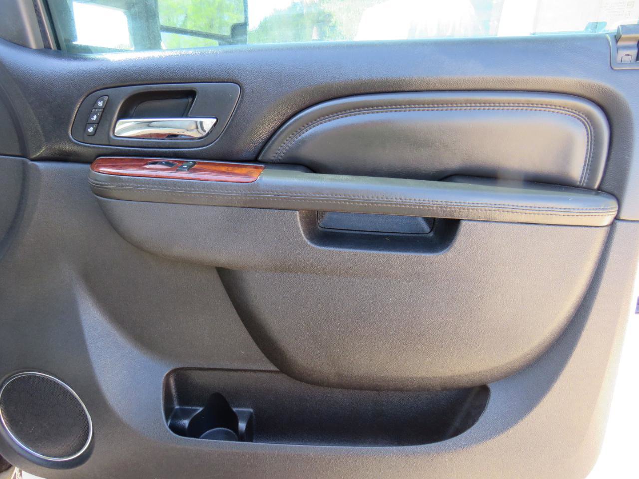 Used 2013 GMC Sierra 2500 SLT w/ SLT Convenience Package image 17