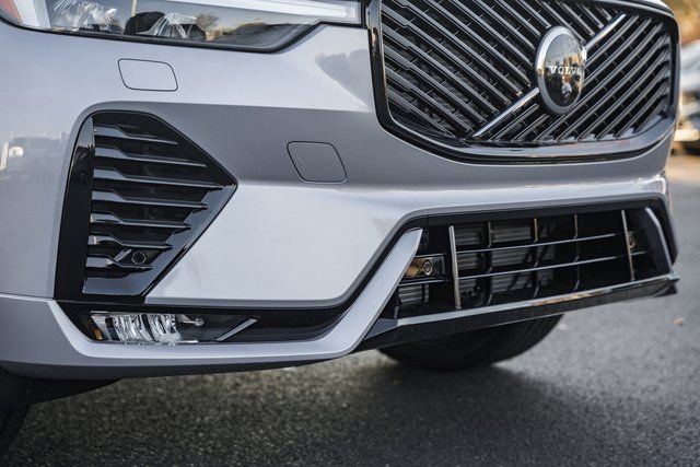 New 2026 Volvo XC60 B5 Plus w/ Protection Package Premier image 12
