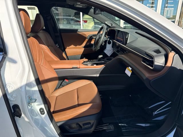 New 2026 Toyota Crown Signia w/ Advanced Technology Package AWD/4WD image 31