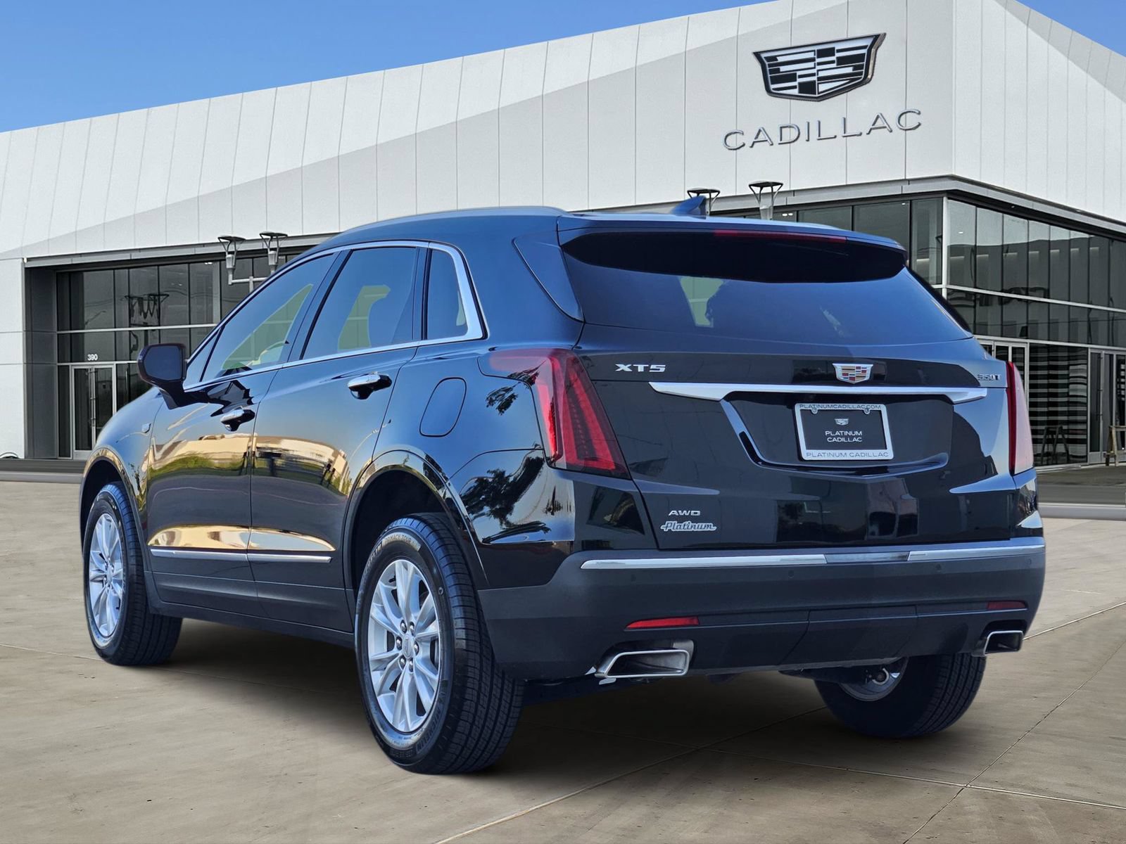New 2026 Cadillac XT5 Luxury AWD/4WD image 4