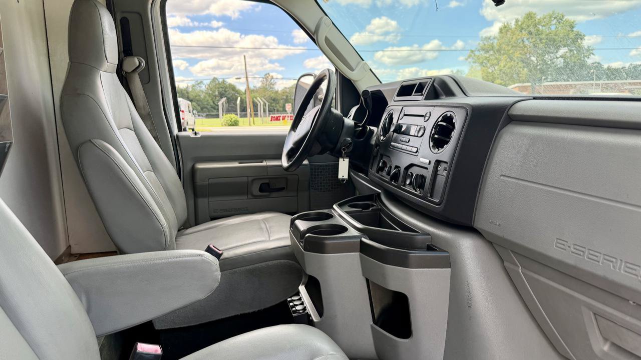 Used 2019 Ford E-350 and Econoline 350 Super Duty w/ Power Windows & Locks Group RWD image 16