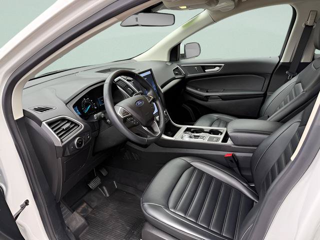 Certified 2023 Ford Edge SEL w/ Convenience Package AWD/4WD image 4