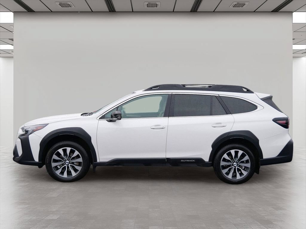 Used 2023 Subaru Outback Limited AWD/4WD image 3