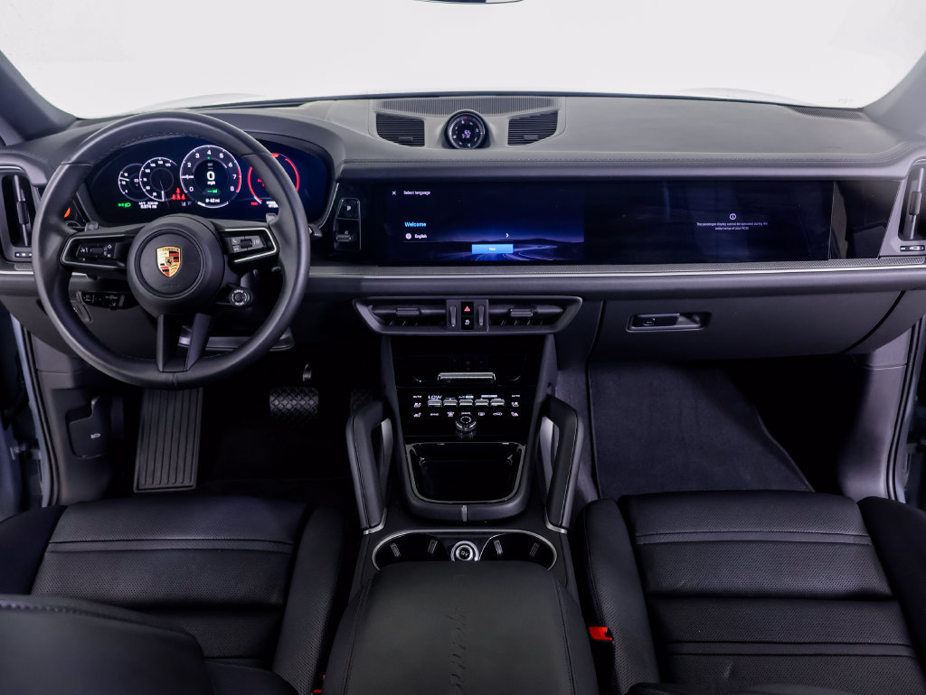 Certified 2026 Porsche Cayenne Coupe AWD/4WD image 7