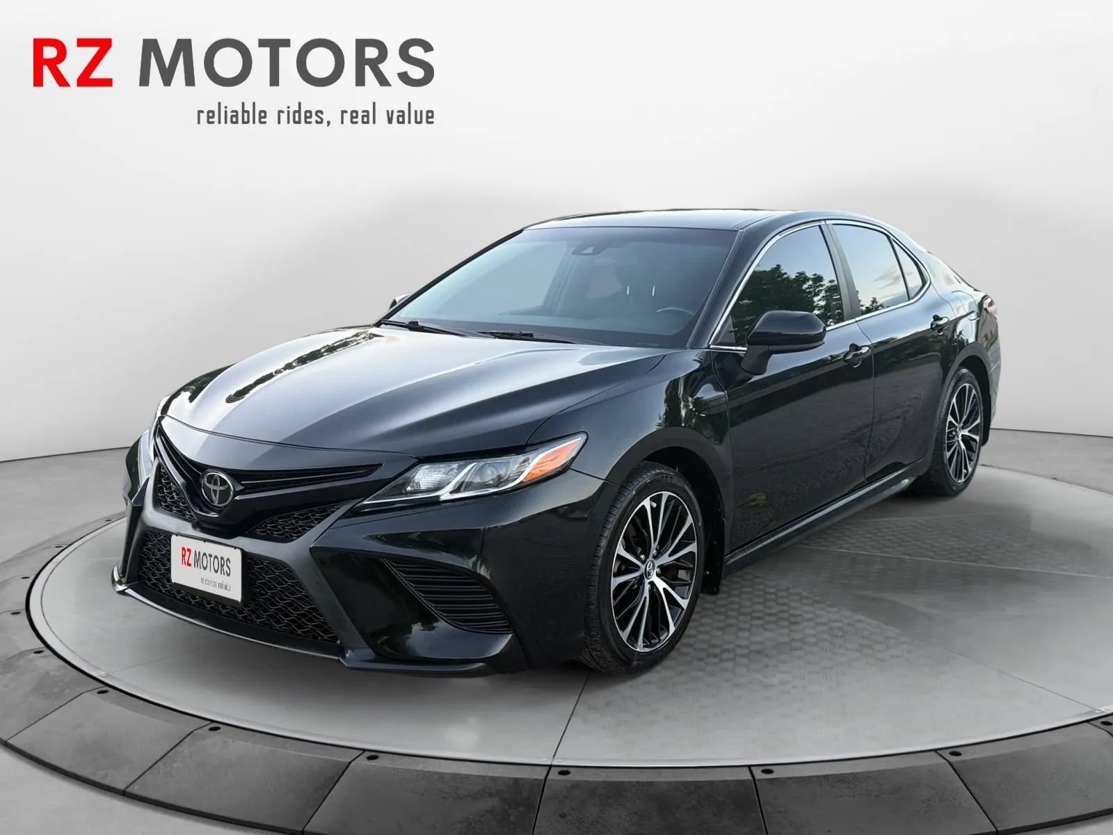 Used 2019 Toyota Camry SE