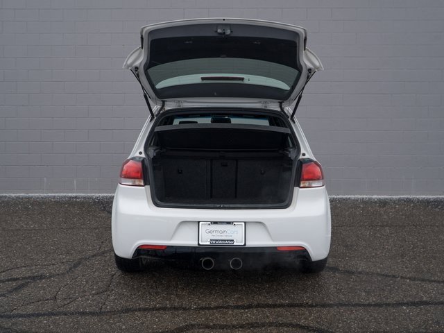 Used 2013 Volkswagen Golf R 4-Door image 14