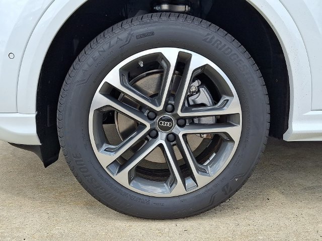 New 2026 Audi Q5 Premium Plus w/ Premium Plus AWD/4WD image 6