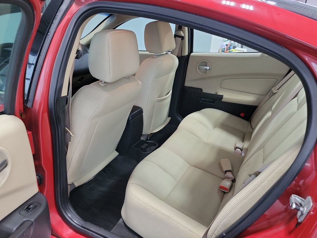 Used 2008 Pontiac Grand Prix image 27