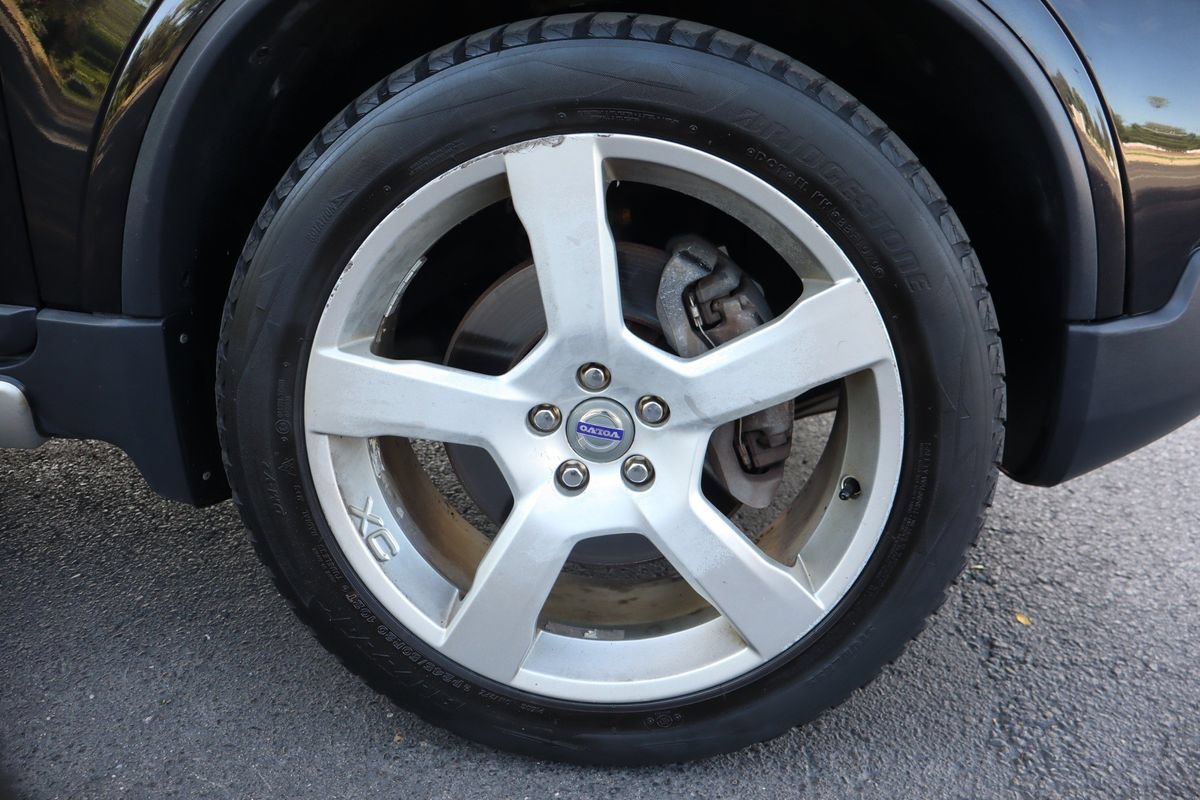Used 2009 Volvo XC90 V8 R-Design AWD/4WD image 47