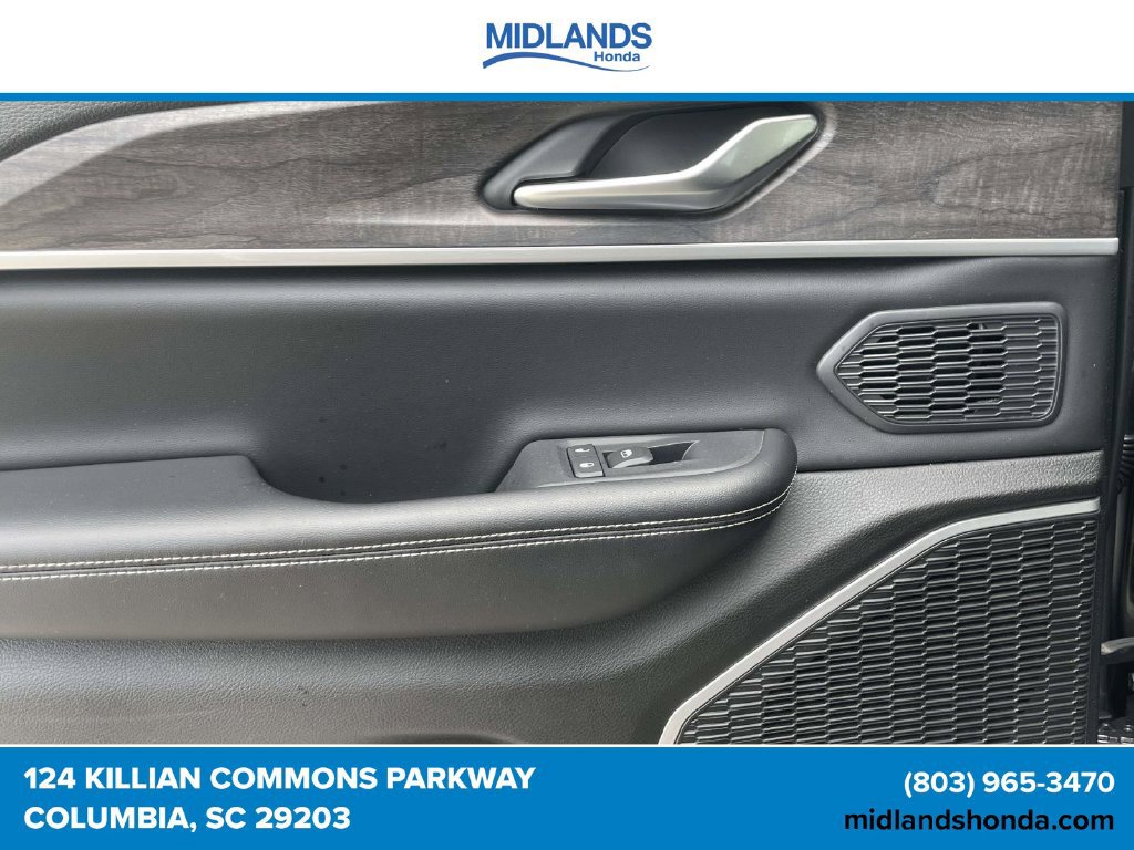 Used 2023 Jeep Grand Cherokee 4WD 4xe image 13