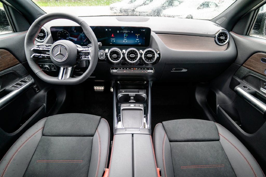New 2026 Mercedes-Benz GLA 250 4MATIC image 15