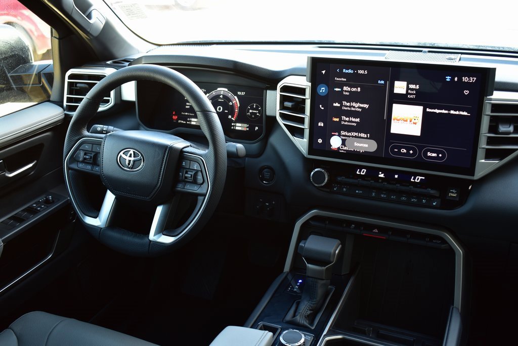 Used 2026 Toyota Tundra Limited image 31