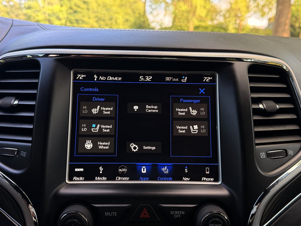 Used 2018 Jeep Grand Cherokee SRT AWD/4WD image 23