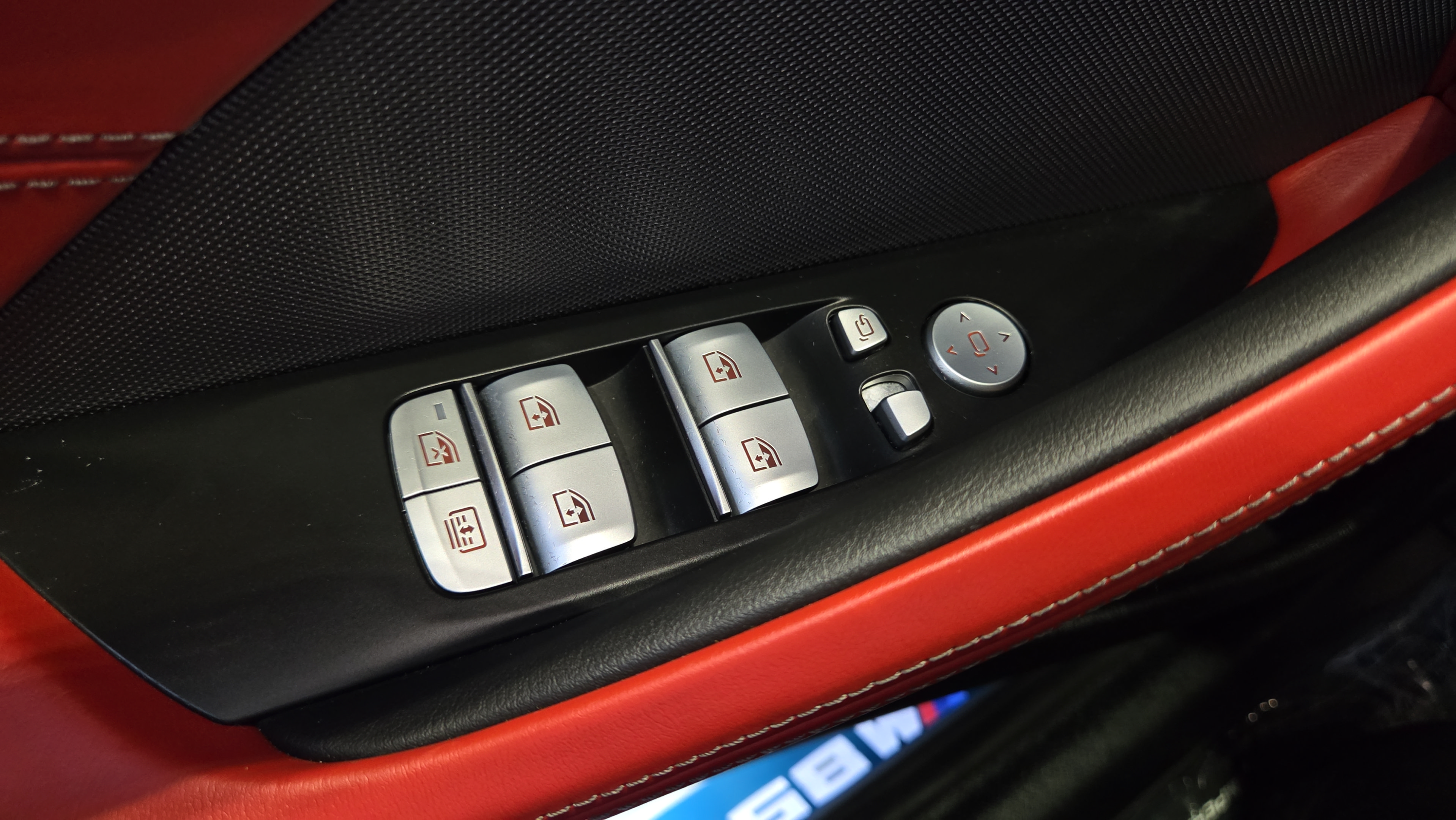 Used 2026 BMW M850i xDrive AWD/4WD image 34