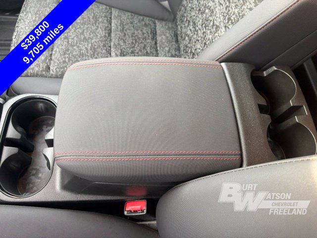 Used 2025 Chevrolet Colorado Z71 AWD/4WD image 27