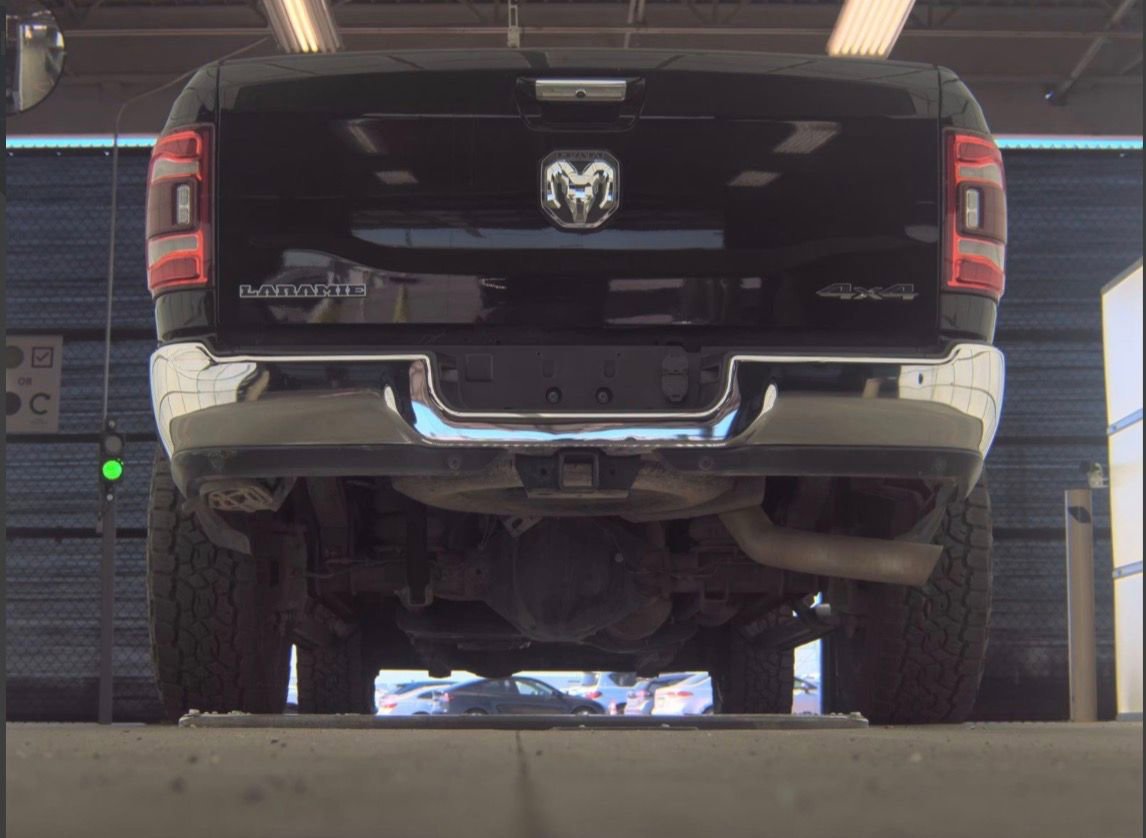 Used 2022 RAM 3500 Laramie image 10