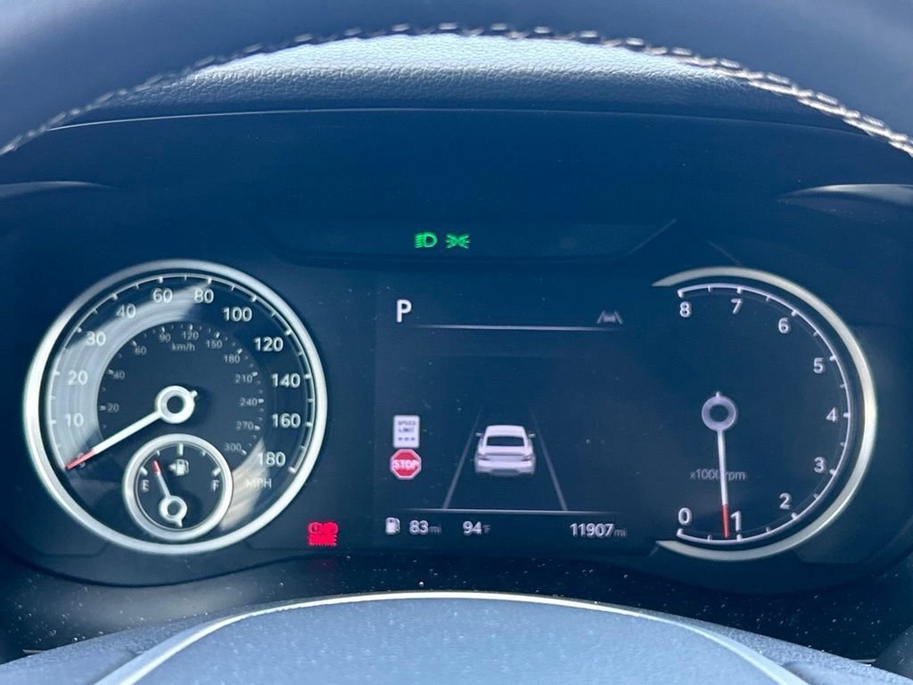 Used 2026 Genesis G70 2.5T RWD image 23