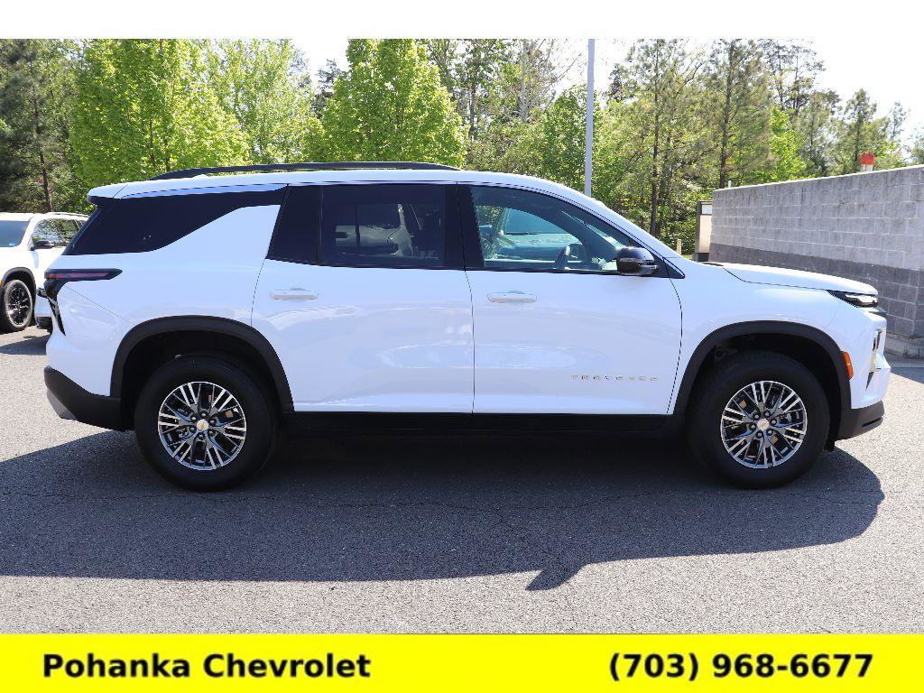 Certified 2025 Chevrolet Traverse LT w/ LPO, Floor Liner Package AWD/4WD image 8