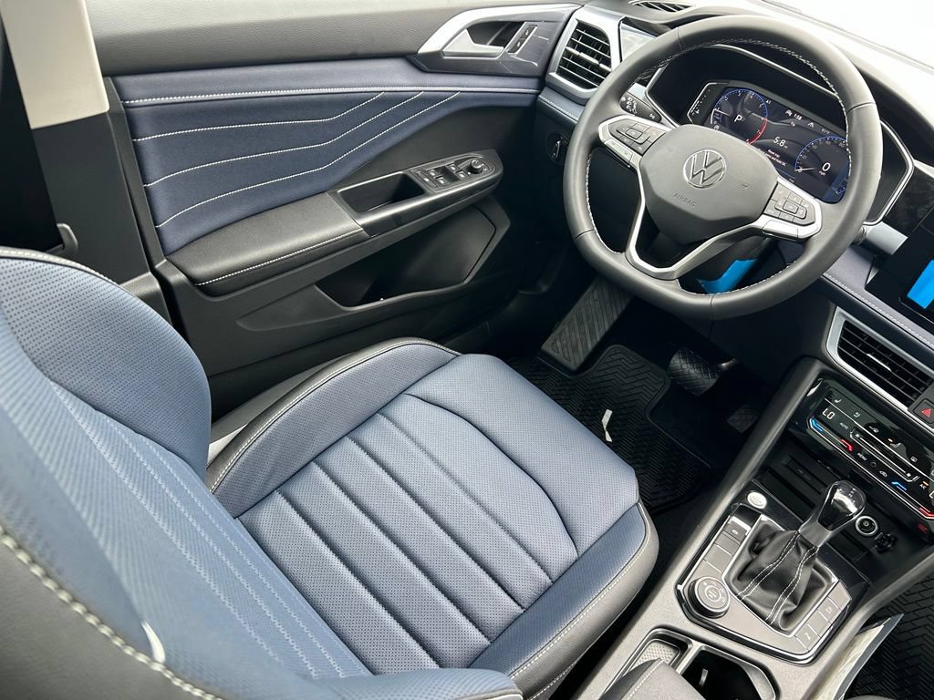 New 2026 Volkswagen Taos SEL AWD/4WD image 9