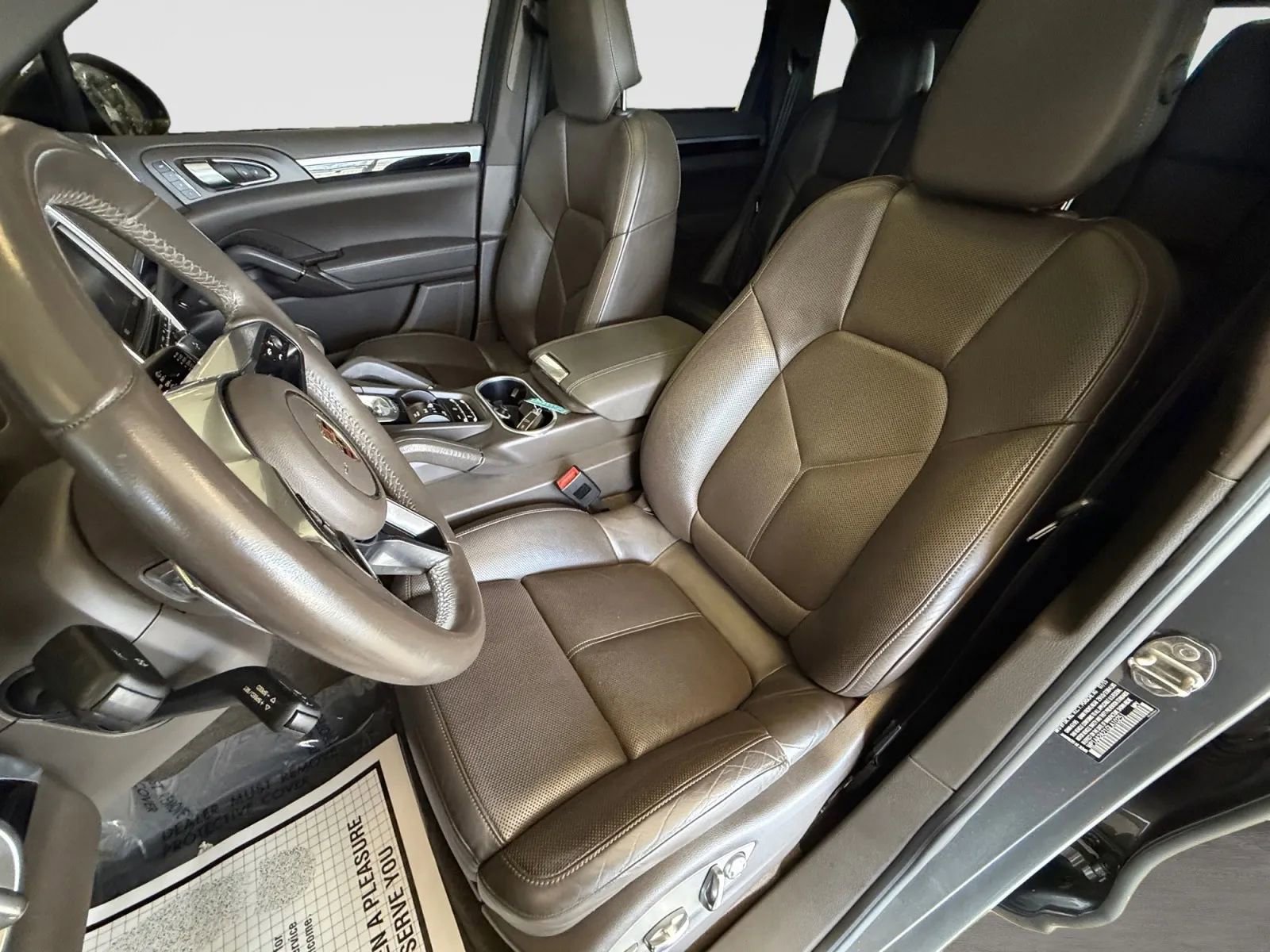 Used 2016 Porsche Cayenne w/ Premium Package Plus image 50