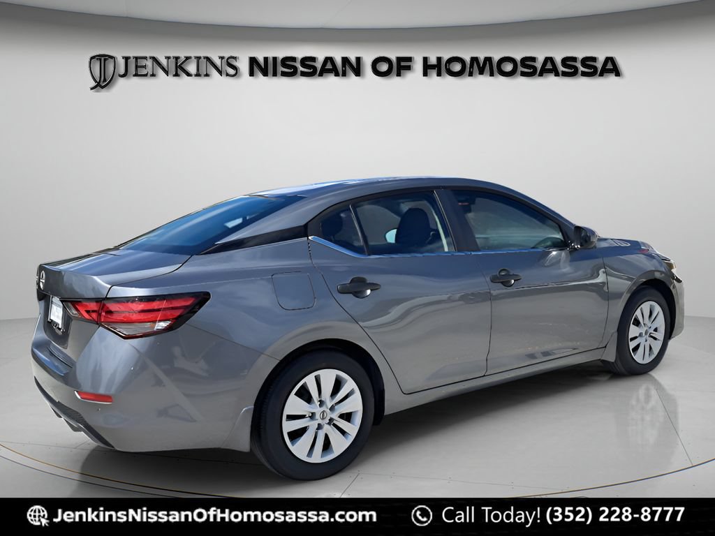 Certified 2025 Nissan Sentra S FWD image 3