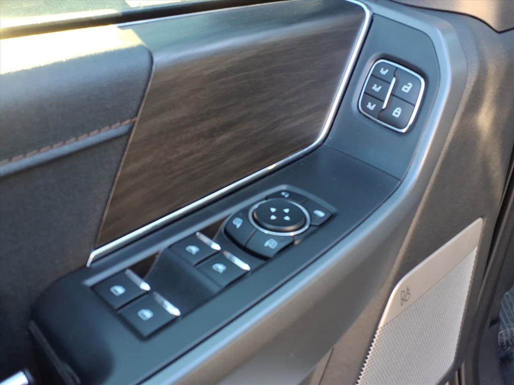 Used 2024 Ford F150 Lariat w/ Mobile Office Package image 24