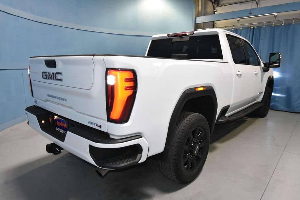 Used 2024 GMC Sierra 2500 AT4 w/ AT4 Premium Plus Package AWD/4WD image 26