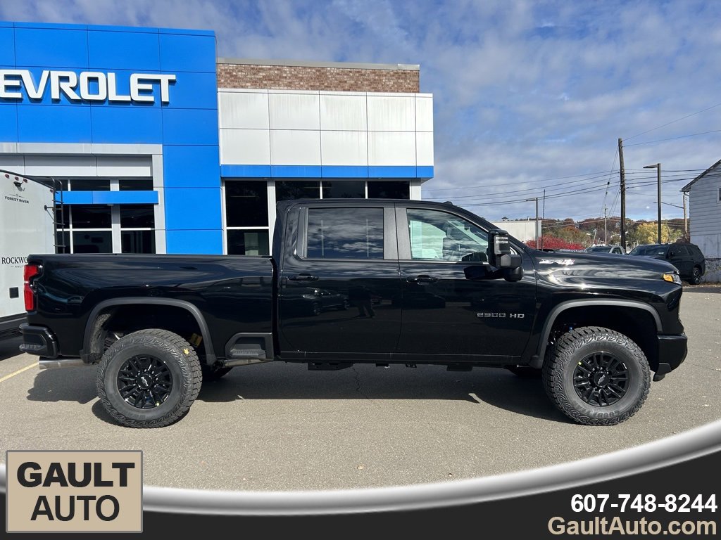 New 2026 Chevrolet Silverado 2500 ZR2 image 2