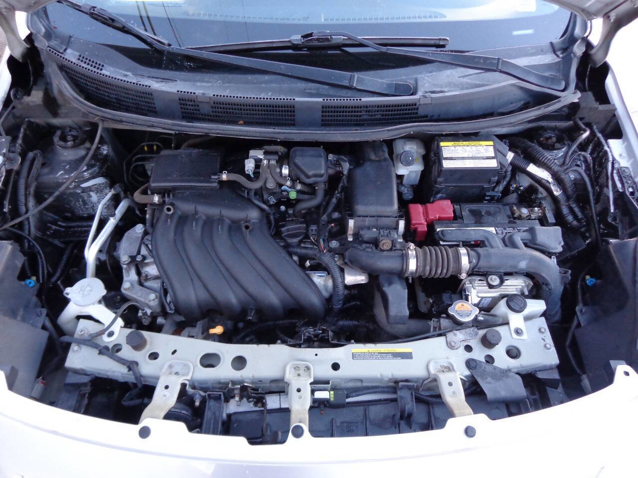 Used 2014 Nissan Versa SV w/ Convenience Package image 15