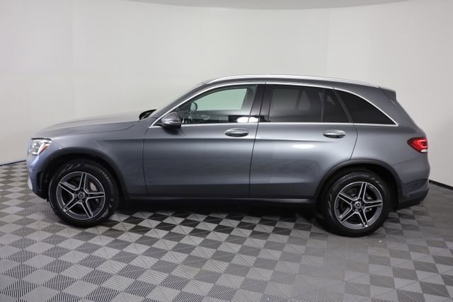 Used 2022 Mercedes-Benz GLC 300 4MATIC w/ AMG Line image 5