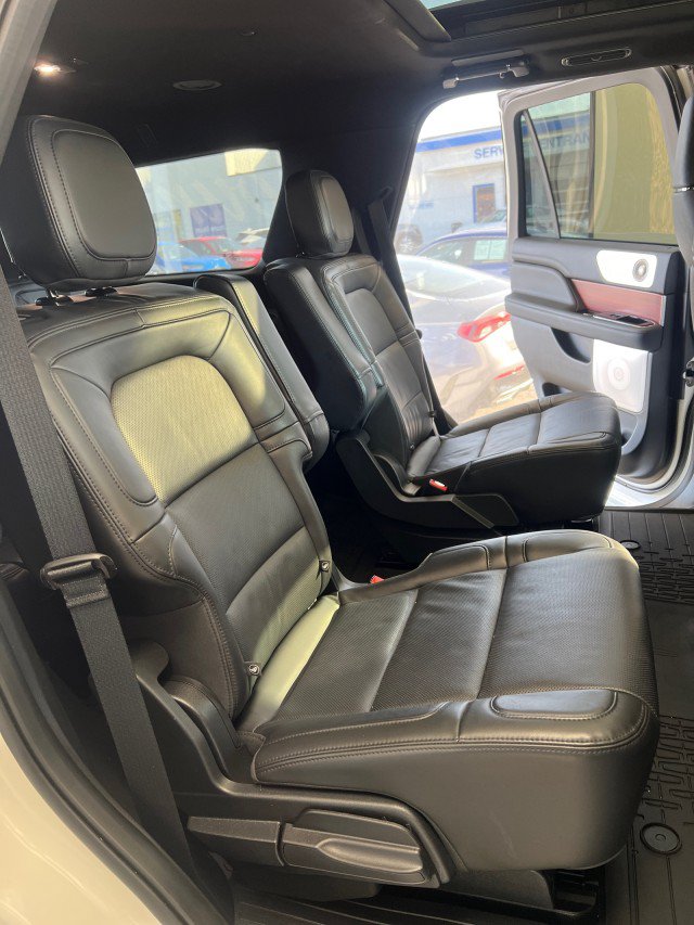 Used 2024 Lincoln Navigator Reserve AWD/4WD image 13