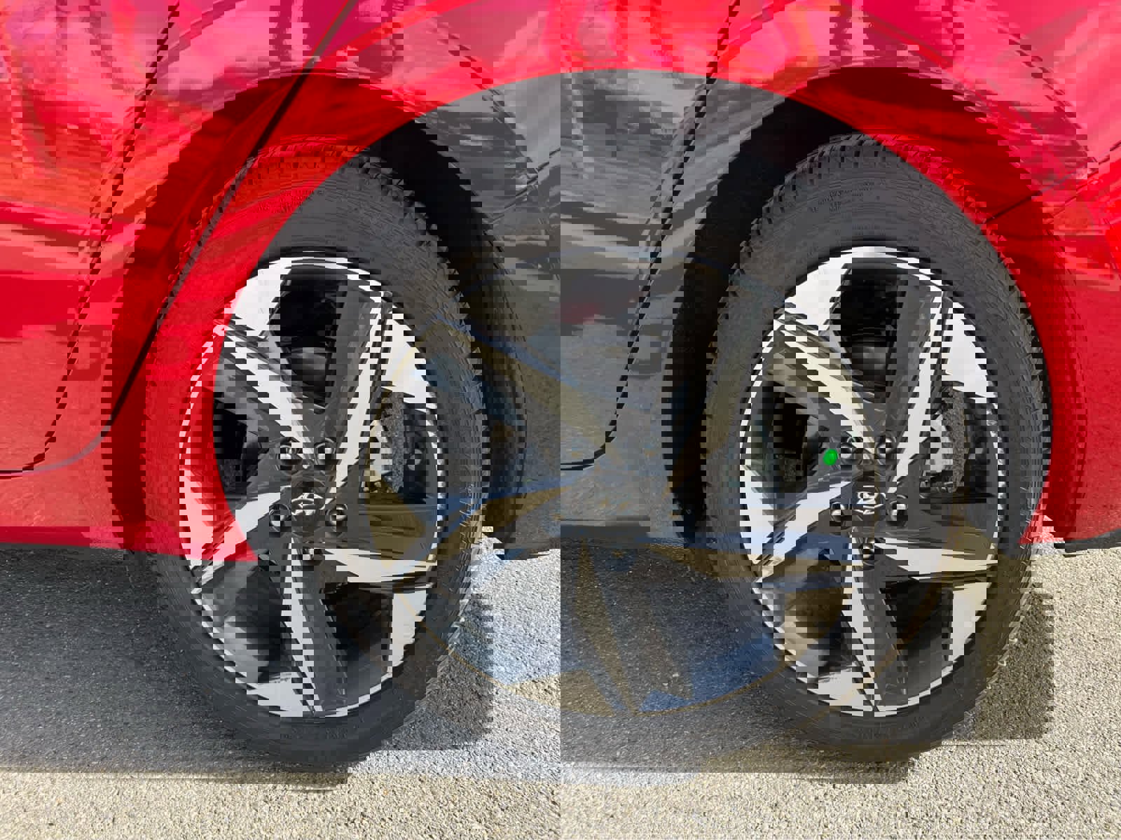 Certified 2023 Hyundai Elantra Limited w/ Cargo Package image 14