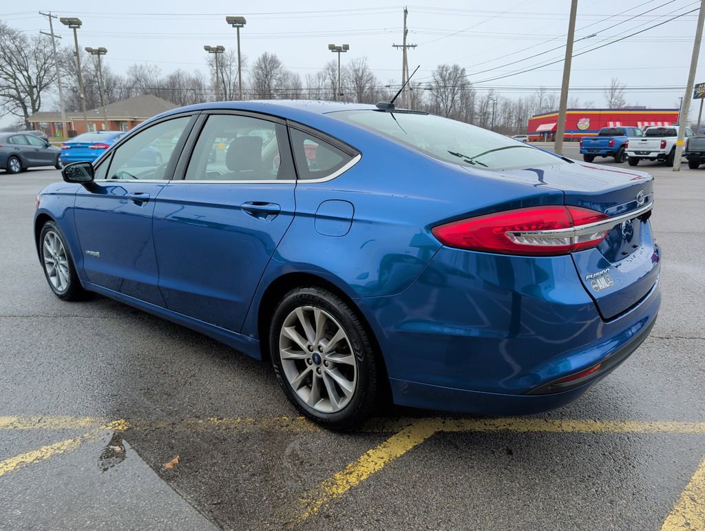 Used 2017 Ford Fusion S image 5